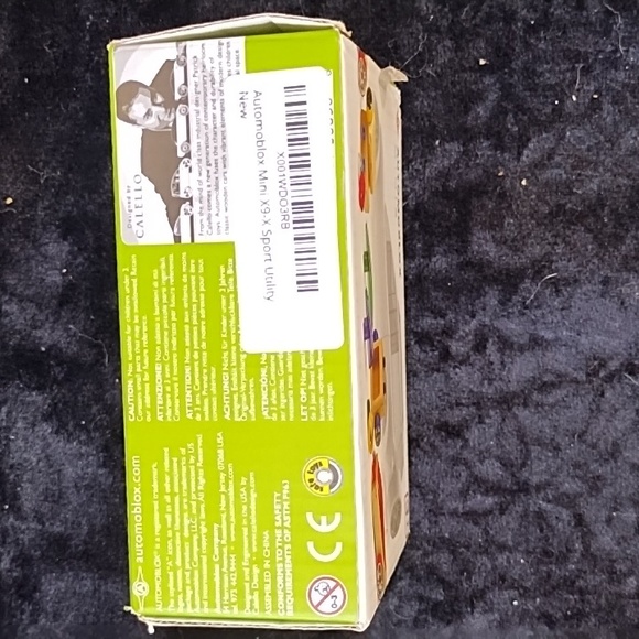 Automoblox X9X Sport Utility Toy - Picture 3 of 5